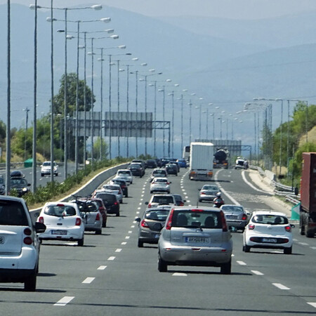 Επί ποδος η Τροχαία για την περίοδο του Δεκαπενταύγουστου- Έκτακτα μέτρα κυκλοφορίας