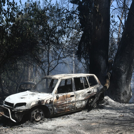 Φωτιά σε όχημα στην Αργολίδα: Ένα άτομο απανθρακώθηκε