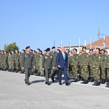 Αλλάζουν όλα στην στρατιωτική θητεία - Τι ανακοίνωσε ο Δένδιας