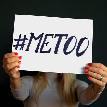 Γαλλία: Κίνημα #MeToo στα νοσοκομεία - Μία στις δύο νοσηλεύτριες θύμα σεξουαλικής βίας