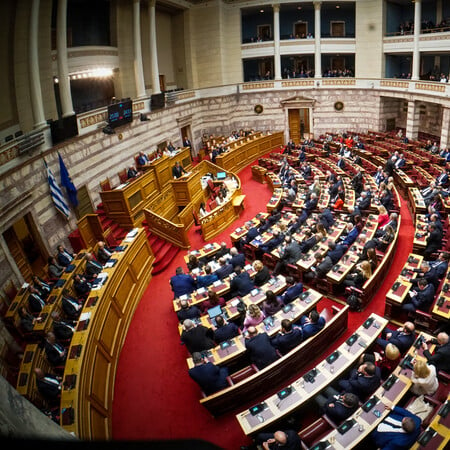 Τα κέρδη και οι απώλειες της κυβέρνησης στην ψήφιση του προϋπολογισμού