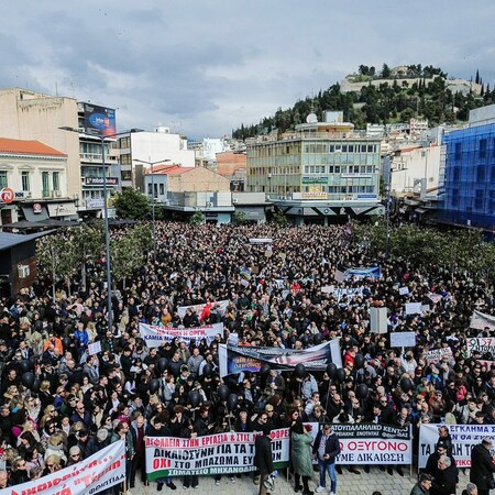 Τέμπη: Μαζικά συλλαλητήρια σε κάθε πόλη της Ελλάδας