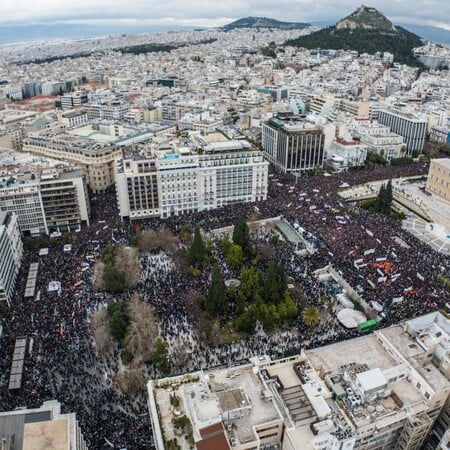 Συγκέντρωση για τα Τέμπη: Τέσσερις συλλήψεις και 27 προσαγωγές στην Αθήνα