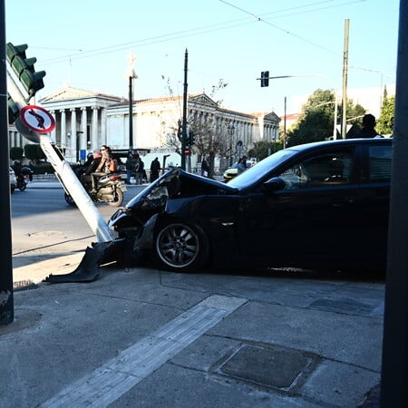 Εκατοντάδες τροχαία στην Αττική τον Φεβρουάριο - 9 οι νεκροί 