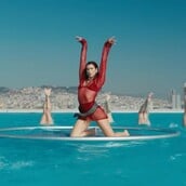 Dua Lipa: Κυκλοφόρησε το νέο της video clip για το τραγούδι Illusion