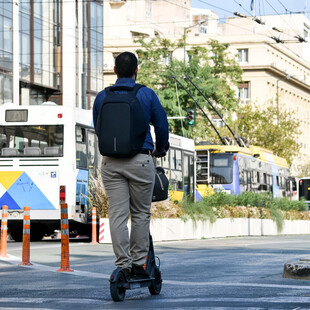 Στη Βουλή το νομοσχέδιο για τα ηλεκτρικά πατίνια 