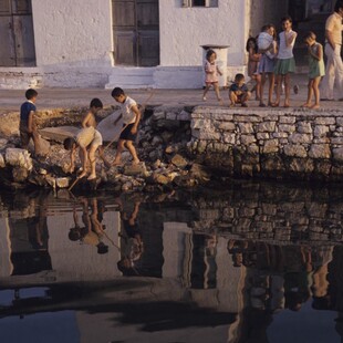 Η ομορφιά και η ηρεμία των Επτανήσων του 1974 σε 20 μαγικές φωτογραφίες