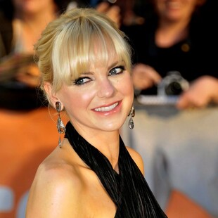 Η Anna Faris αποκάλυψε ότι παντρεύτηκε κρυφά