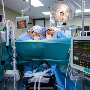 Νοσοκομείο στη Βοστώνη αρνήθηκε μεταμόσχευση καρδιάς σε ανεμβολιάστο ασθενή