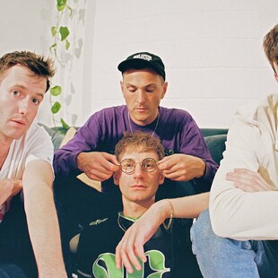 Οι Glass Animals είναι το μεγαλύτερο βρετανικό γκρουπ στον κόσμο αυτήν τη στιγμή