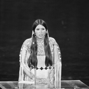 H Sacheen Littlefeather ήταν το σύμβολο των ινδιάνων της Αμερικής- Οι αδερφές της λένε όμως ότι ήταν απάτη