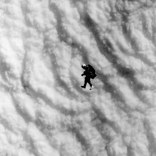 Πέθανε ο θρυλικός αλεξιπτωτιστής Τζόζεφ Κίτινγκερ - Κατείχε για μισό αιώνα το ρεκόρ πτώσης από ύψος 32 χλμ 