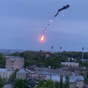 Η στιγμή που η Ουκρανία καταρρίπτει δικό της drone- Πάνω από το Κίεβο
