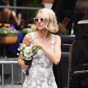 Παντρεύτηκε η Naomi Watts; Οι φωτογραφίες που πυροδότησαν τις φήμες