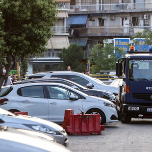 Βρέθηκε κλεμμένο όχημα με βαρύ οπλισμό στον Νέο Κόσμο – Υποψίες για σύνδεση με τη διπλή δολοφονία στον Κορυδαλλό