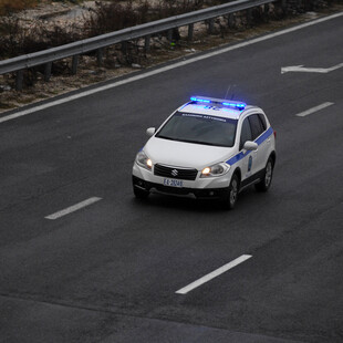 Εύβοια: Kυνήγησε τον σύζυγό της με σπαθί επειδή τσακώθηκαν για το φαγητό