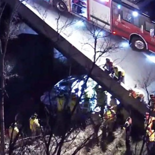 Επιβίωσε 6 ημέρες εγκλωβισμένος στο διαλυμένο αυτοκίνητό του, έπειτα από τροχαίο