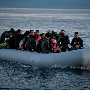 Αλβανία: «Πράσινο φως» για τη δημιουργία δύο καταυλισμών μεταναστών και προσφύγων που θα μεταφερθούν από την Ιταλία