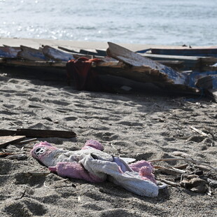 Φόβοι για 50 νεκρούς μετανάστες σε ναυάγιο στα Κανάρια Νησιά