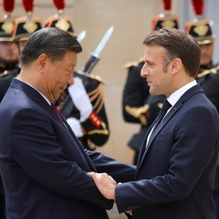 Στη Γαλλία η συνάντηση Μακρόν - Σι Τζινπίνγκ για τη «νέα σελίδα» στις σχέσεις ΕΕ - Κίνας