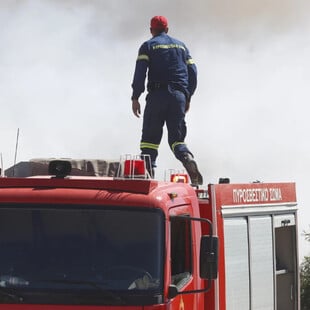 Σε ποιες περιοχές υπάρχει μεγάλος κίνδυνος φωτιάς τη Δευτέρα