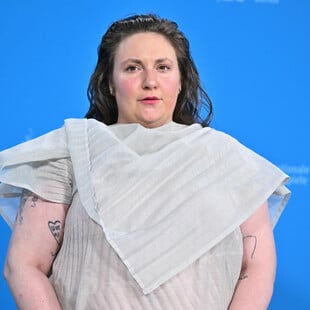 H Lena Dunham αποσύρεται από project ώστε να μην σχολιάσουν το σώμα της 