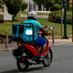 Κάυσωνας: Τι ισχύει για τα delivery σήμερα