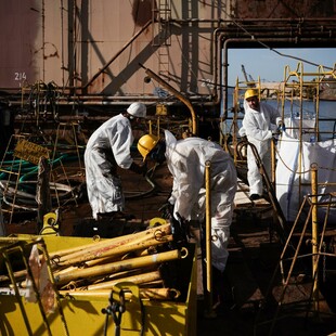 Εργατικό δυστύχημα στα ναυπηγεία Σαλαμίνας – Ένας νεκρός και ένας τραυματίας
