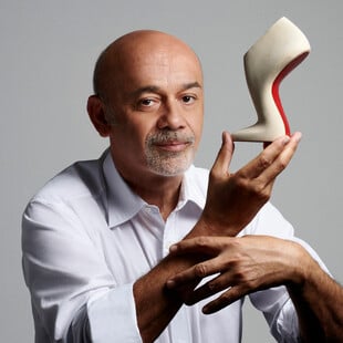 Ο Christian Louboutin μιλάει για τα αντικείμενα που έχει συλλέξει και τις εμπνεύσεις του