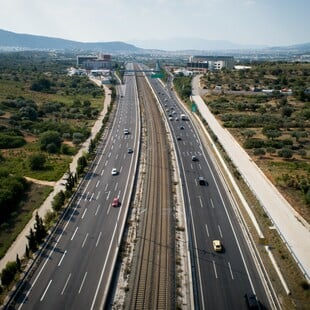 Αττική Οδός: Παραχωρήθηκε στη ΓΕΚ ΤΕΡΝΑ για 25 χρόνια με τίμημα € 3,27 δις