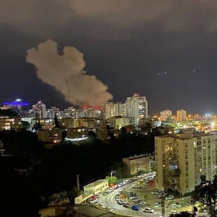 Η Χεζμπολάχ βομβάρδισε εστιατόριο στην Χάιφα - Εκτοξεύθηκαν πάνω από 20 ρουκέτες