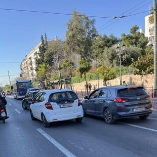 Κίνηση στη Βασιλίσσης Σοφίας: Έργα στο ύψος του Πάρκου Ελευθερίας «κλείνουν» δύο λωρίδες 