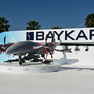 Η τουρκική Baykar που φτιάχνει τα drone αγόρασε την Piaggio Aero που φτιάχνει κινητήρες μαχητικών