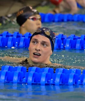 Λία Τόμας: Η τρανς κολυμβήτρια αποκλείστηκε από τους Ολυμπιακούς Αγώνες μετά τη διαμάχη με την Παγκόσμια Ομοσπονδία 