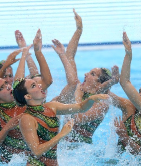Ιστορικό χρυσό μετάλλιο για την Εθνική ομάδα στην καλλιτεχνική κολύμβηση