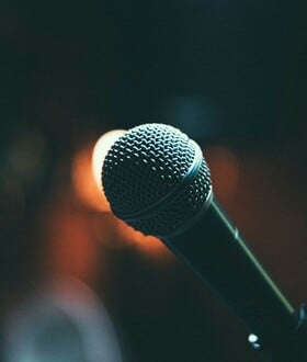 «Δεν με κάλεσαν για εξηγήσεις» υποστηρίζει ο τραγουδιστής που ερευνάται για φοροδιαφυγή