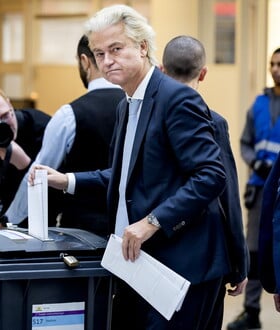 Εκλογές στην Ολλανδία: O Ρομπ Γέτεν οδεύει να γίνει ο πρώτος ανοιχτά ομοφυλόφιλος πρωθυπουργός της χώρας