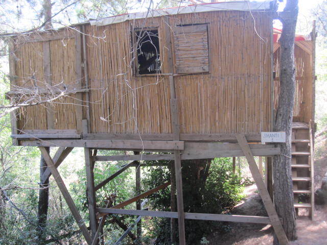 treehouse Ecovillage_dmit river valley_Lebanon